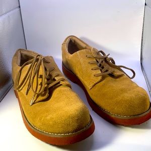 Sperrys NWOT boys loafer size 4.5 in excellent condition